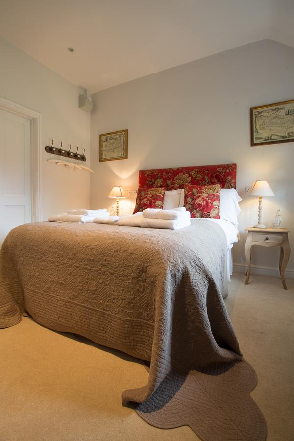 The Kings Arms Hotel Fernhurst Eksteriør billede